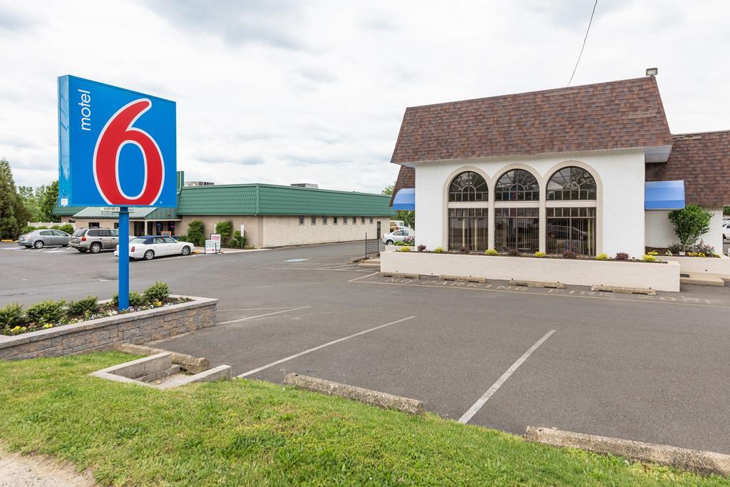 Motel 6-Warminster, Pa Bagian luar foto