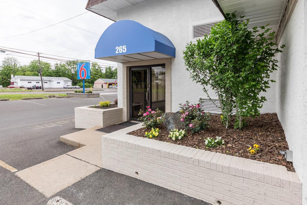Motel 6-Warminster, Pa Bagian luar foto