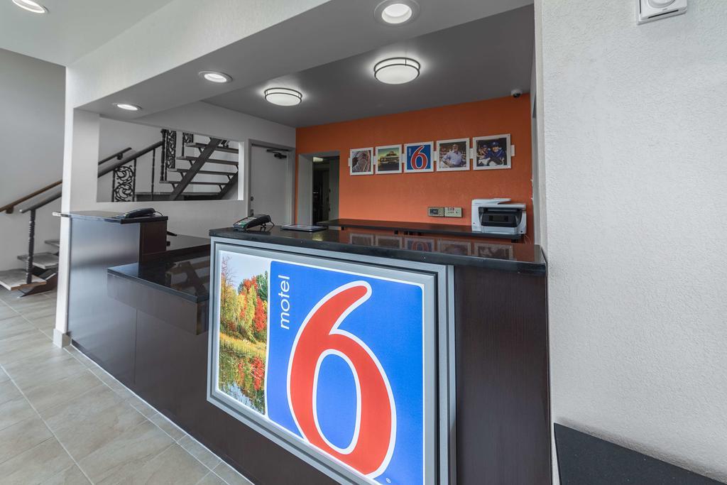 Motel 6-Warminster, Pa Bagian luar foto