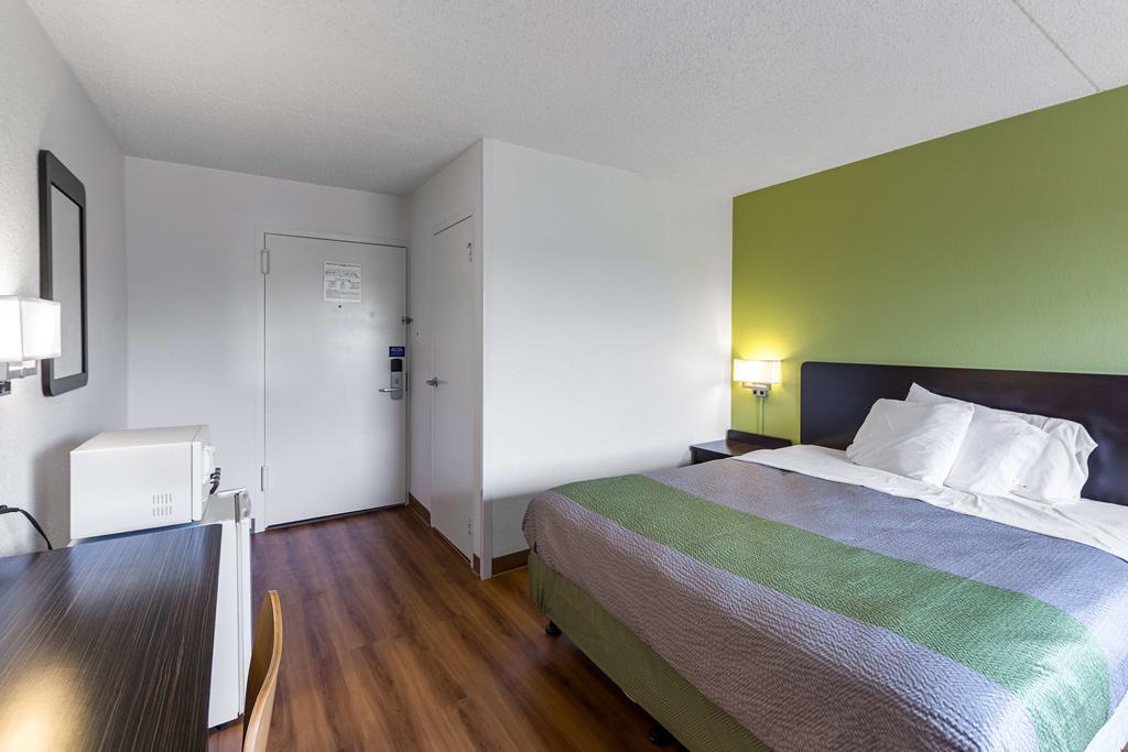 Motel 6-Warminster, Pa Bagian luar foto