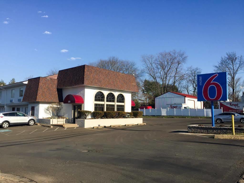 Motel 6-Warminster, Pa Bagian luar foto